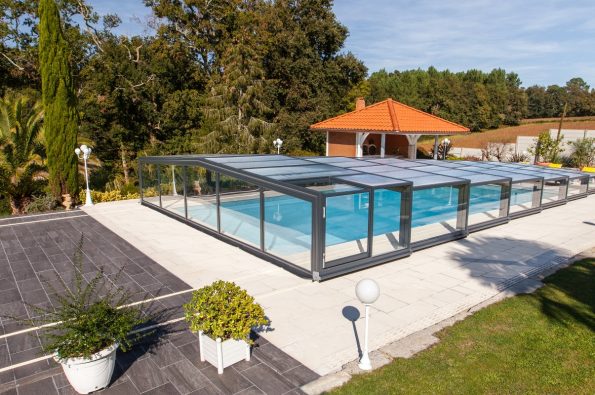 abri de piscine mi-haut