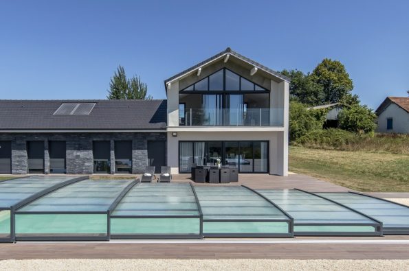 Abri de piscine ultra bas Lucio