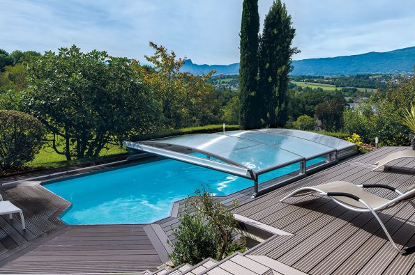 abri-piscine-telescopique-stretto