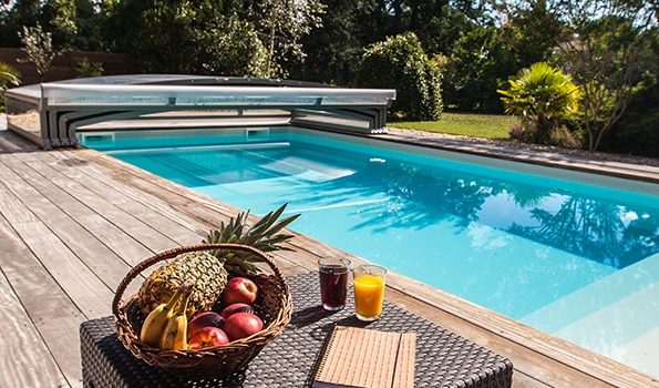 Comparatif des abris de piscine : avantages et inconvénients