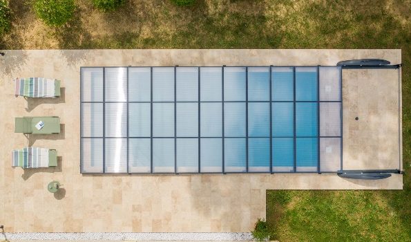 Pourquoi installer un abri de piscine Abridéal