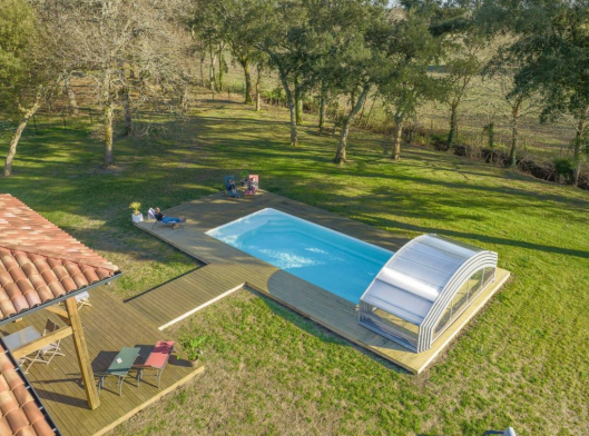 abri pour piscine mi-haut télescopique