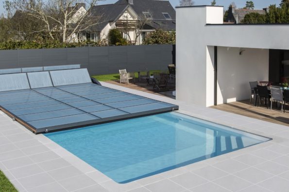 abri piscine plat motorisé