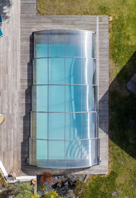 mezzo motorise abri de piscine bas
