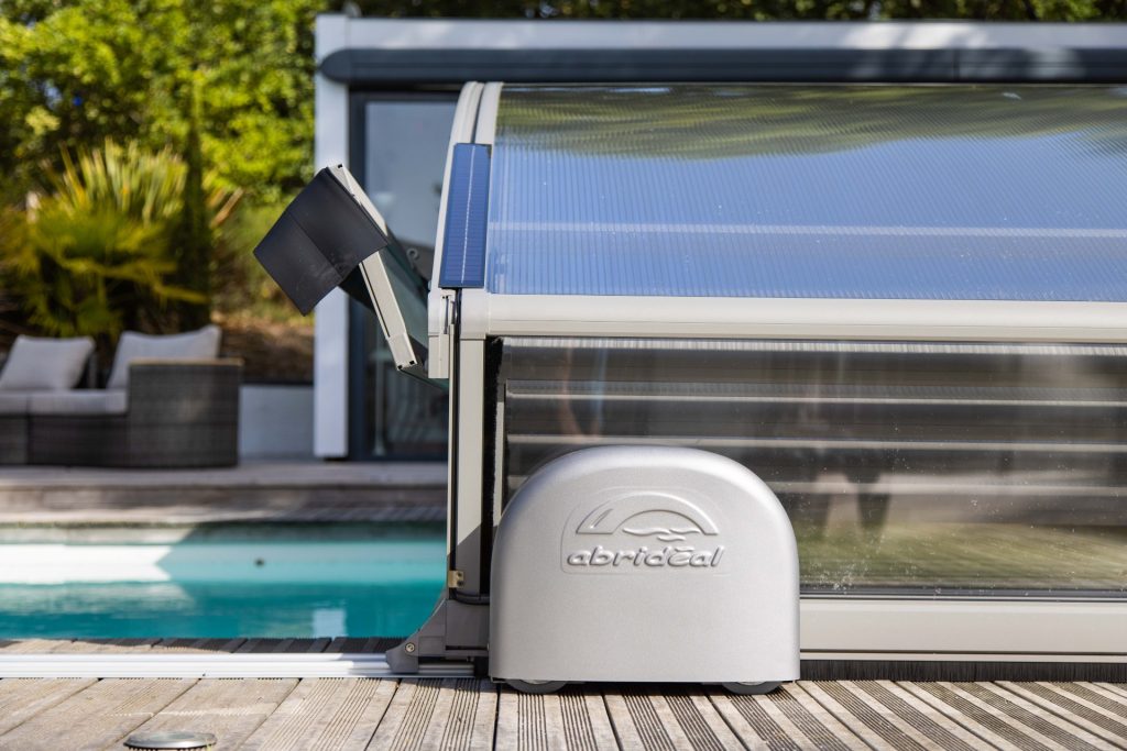 motorisation abri de piscine