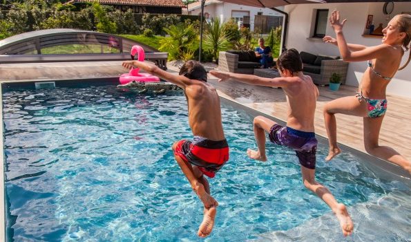 Activités et jeux à faire dans sa piscine pour les petits et les grands