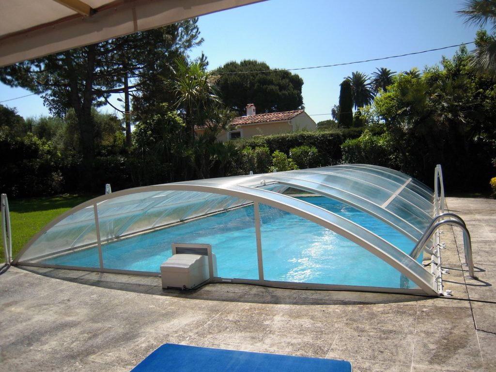 abri pour piscine bas