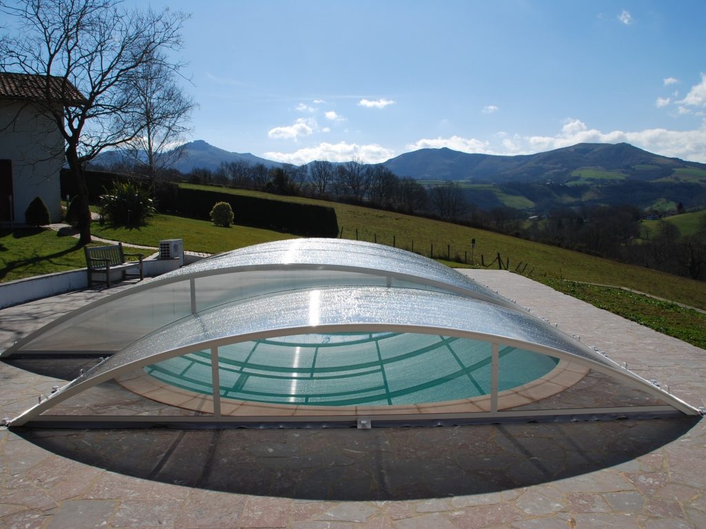 abri pour piscine bas