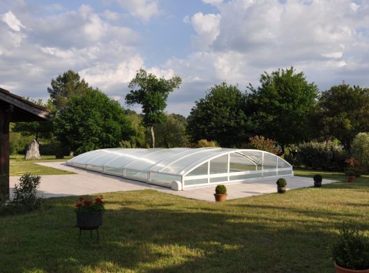 abri de piscine bas fermé abridéal