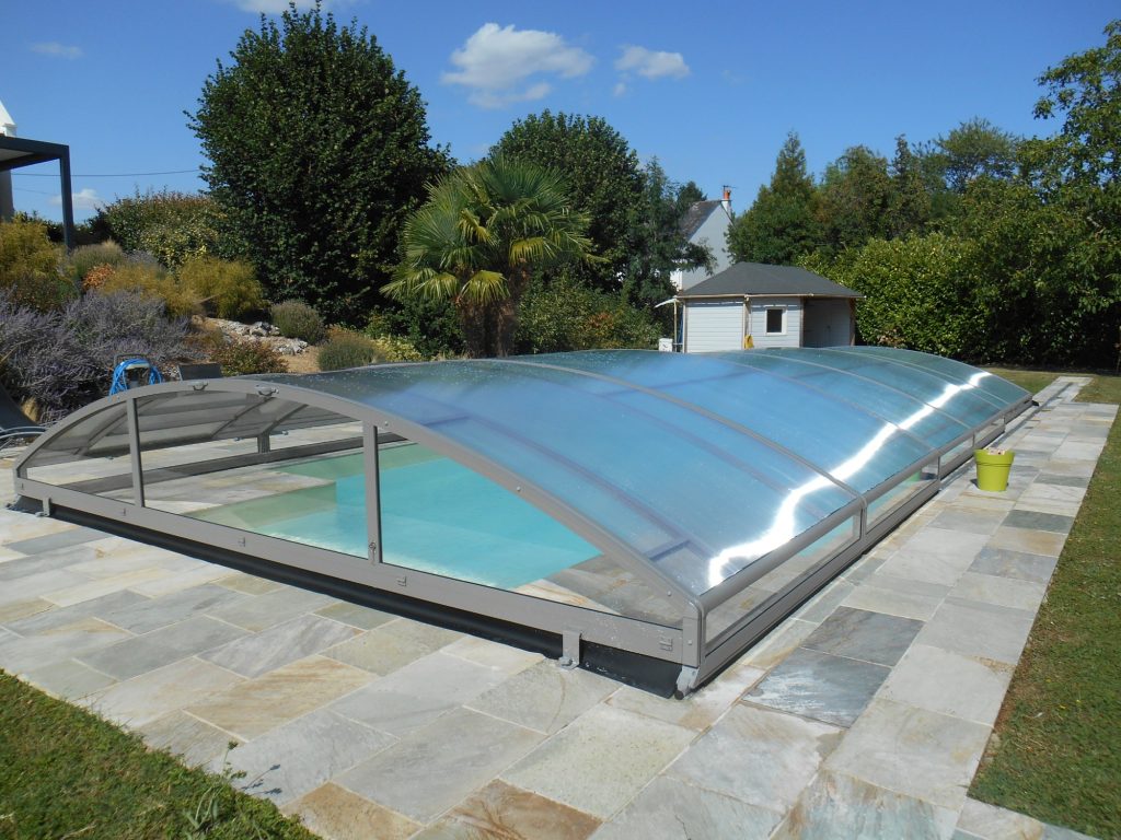 abri bas de piscine télescopique
