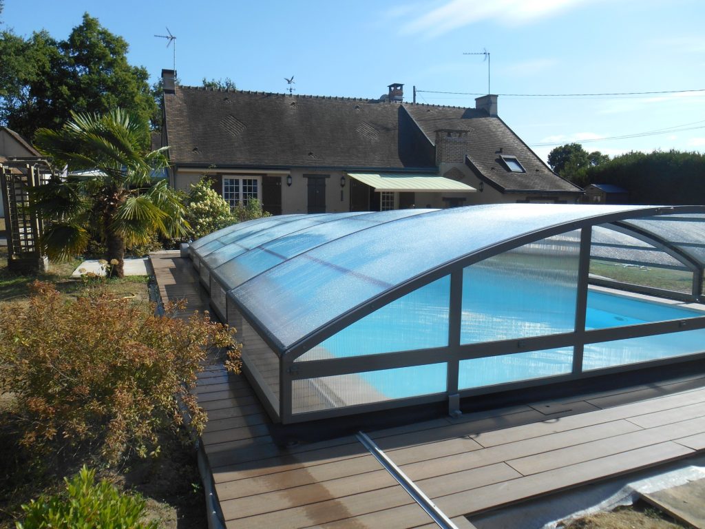 Abri de piscine bas