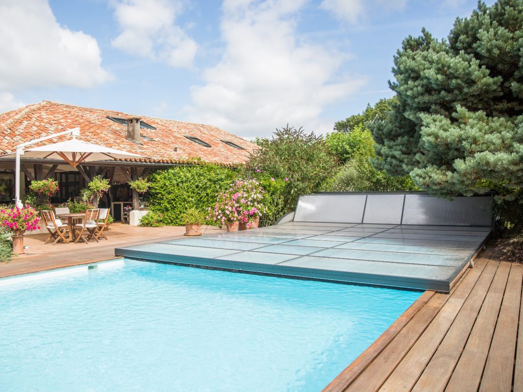 abri de piscine plat motorisé