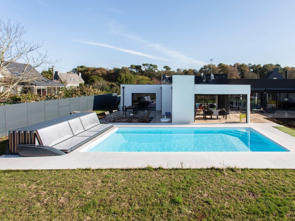 abri piscine francais