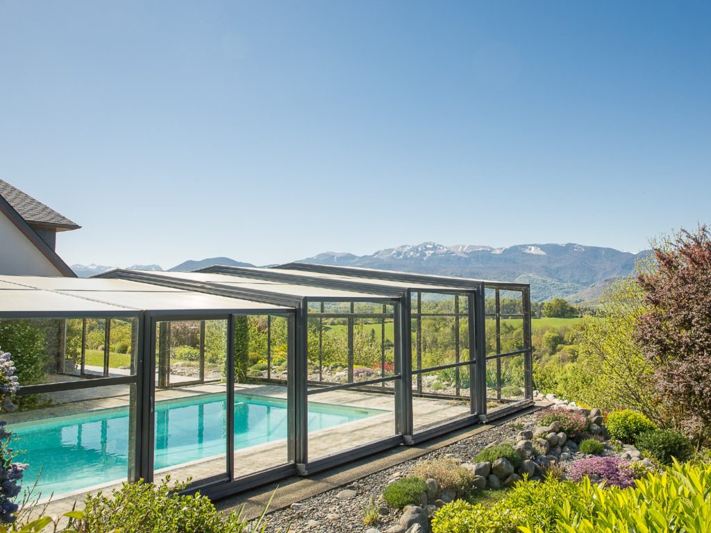 Abri de piscine haut