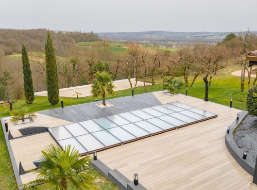 abri de piscine plat