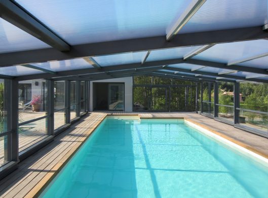 abri de piscine haut