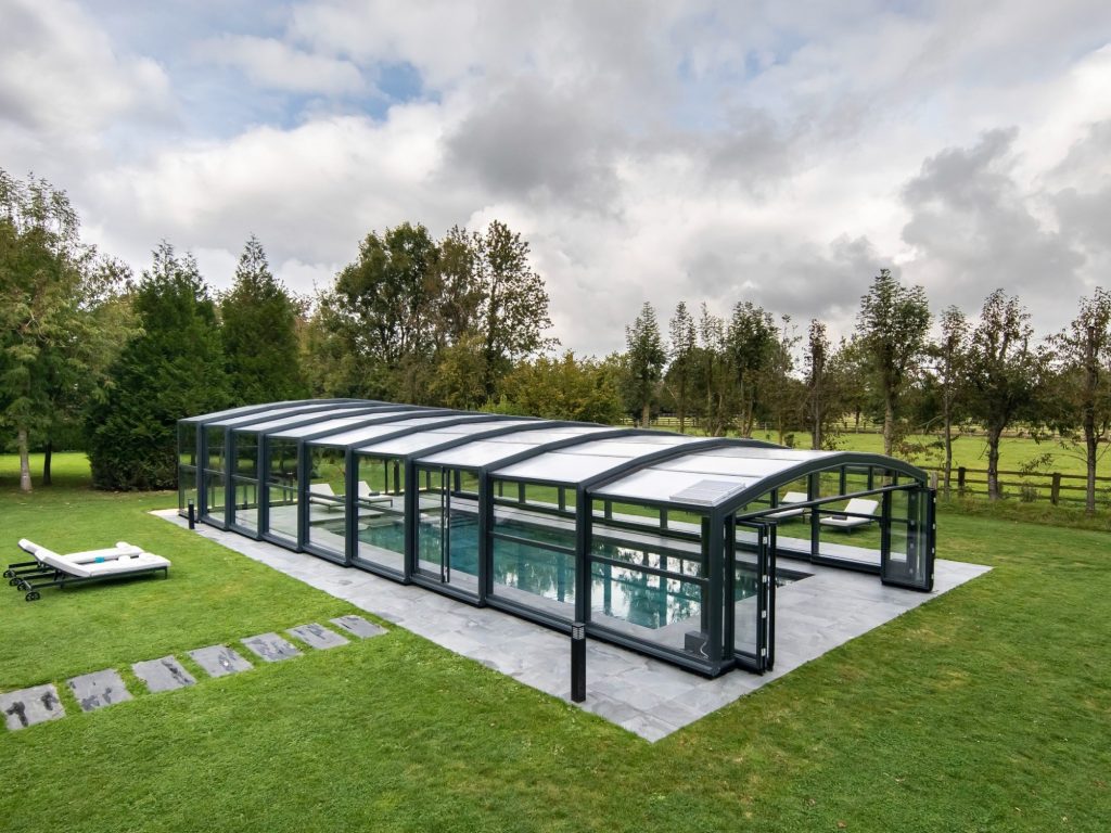 abri de piscine haut motorisé